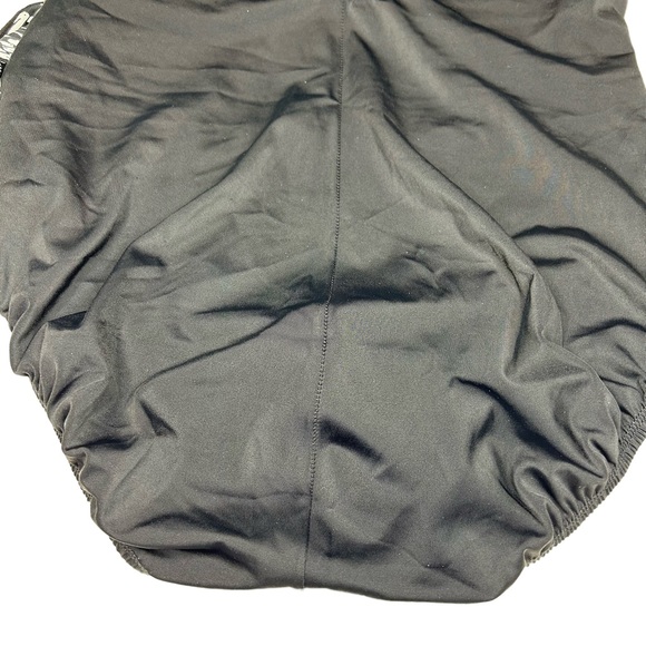 Robbie Len Women’s One Piece Swimsuit Black and White Faux Wrap Size 16 - Picture 9 of 10